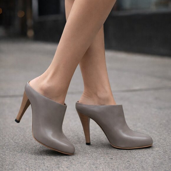 Saint Laurent YSL Taupe Gray Patent Leather Round Toe Mule Heels 35